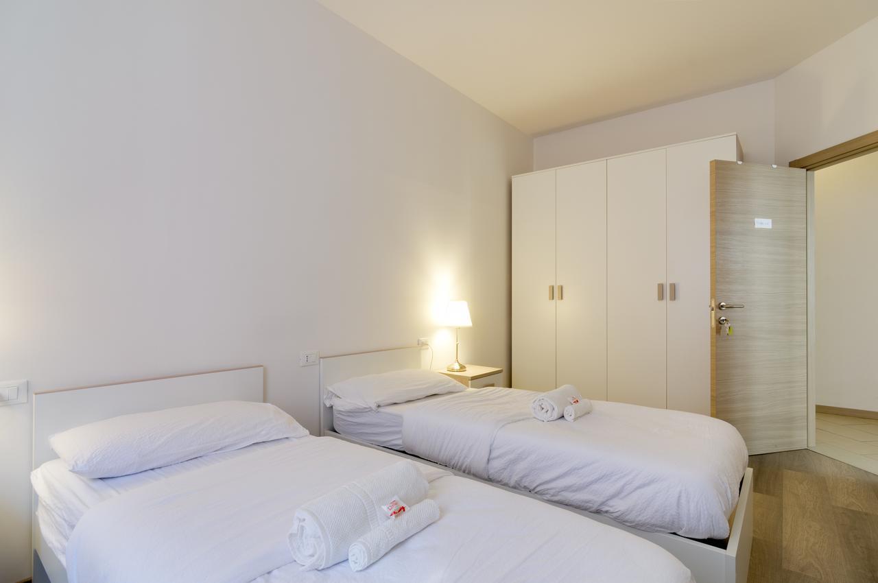 Familiensuite mit Balkon